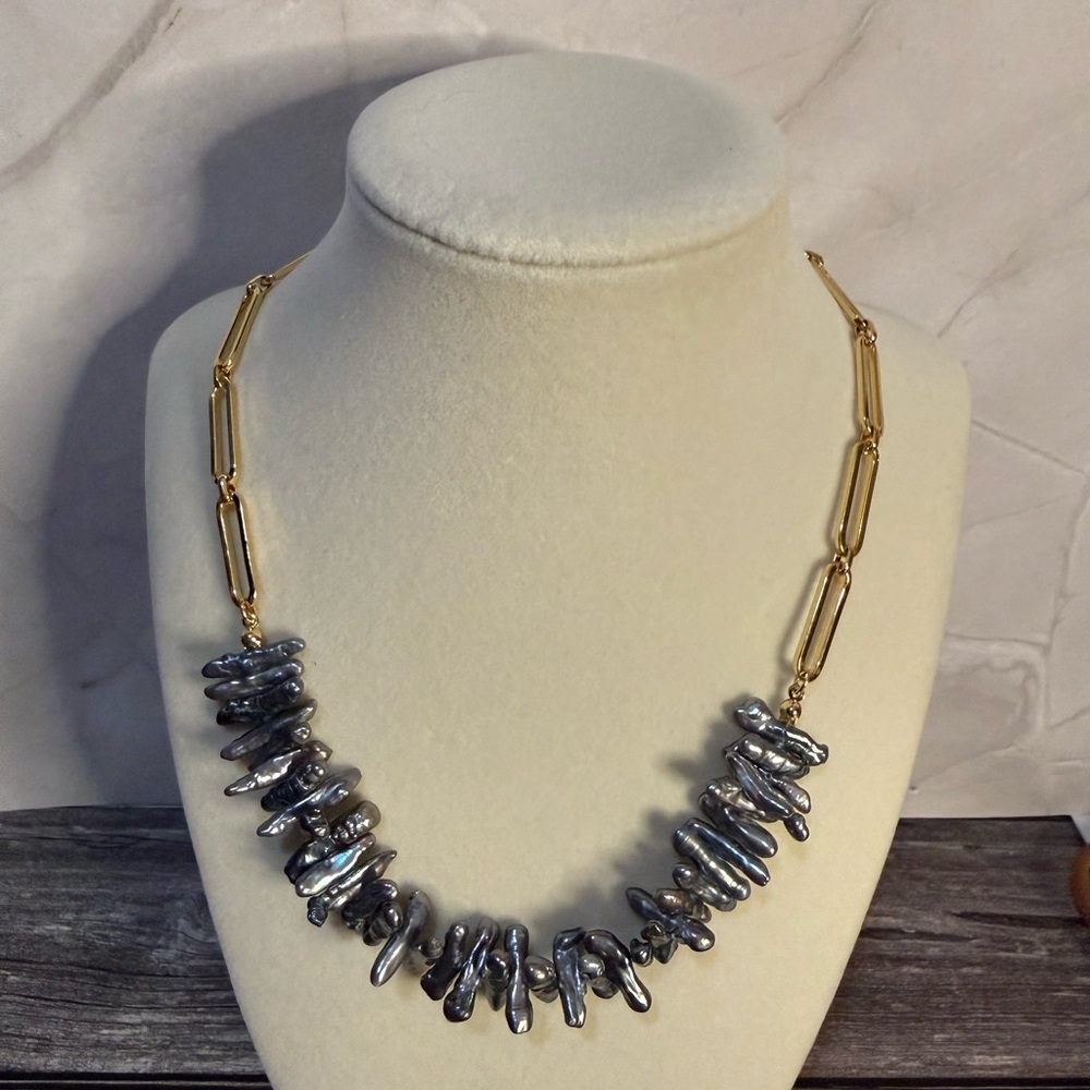 NWOT Free People Stick Pearls and Gold Chain Necklace